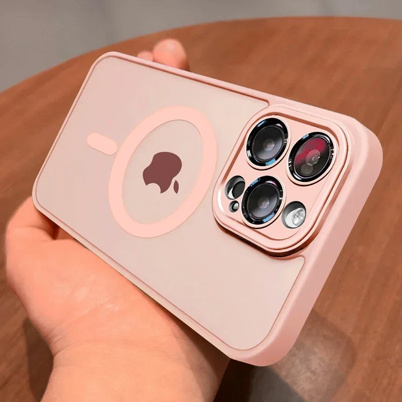 Capa Magnética de Luxo Fosca Translúcida — iPhone 11 ao 17 | MagSafe | Antichoque
