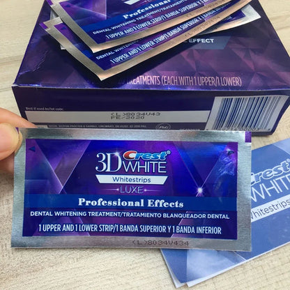 Fitas Clareadores Dentais Crest 3D Whitestrips — Efeito Profissional em Casa