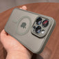 Capa Magnética Fosca Translúcida Antichoque para iPhone 11 ao 17 Pro Max — MagSafe | Proteção 360°