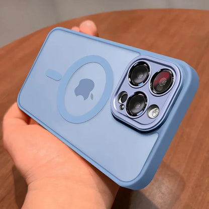 Capa Magnética de Luxo Fosca Translúcida — iPhone 11 ao 17 | MagSafe | Antichoque